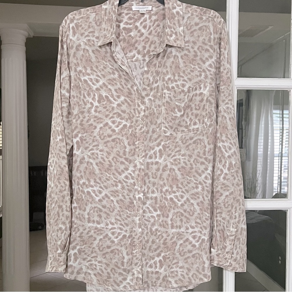 Beachlunchlounge XL long sleeve button down, taupe/blush/off white, barely worn